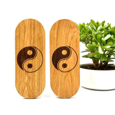 Sadhu desk wood galvanized nails foto